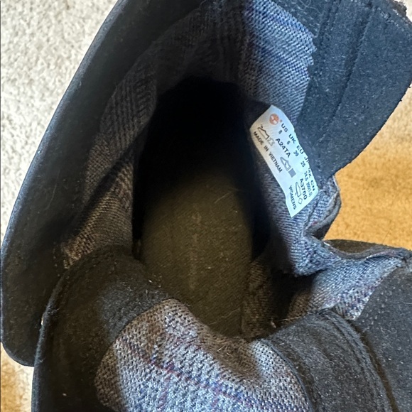 Womens Timberland Black Boots - Picture 3 of 4